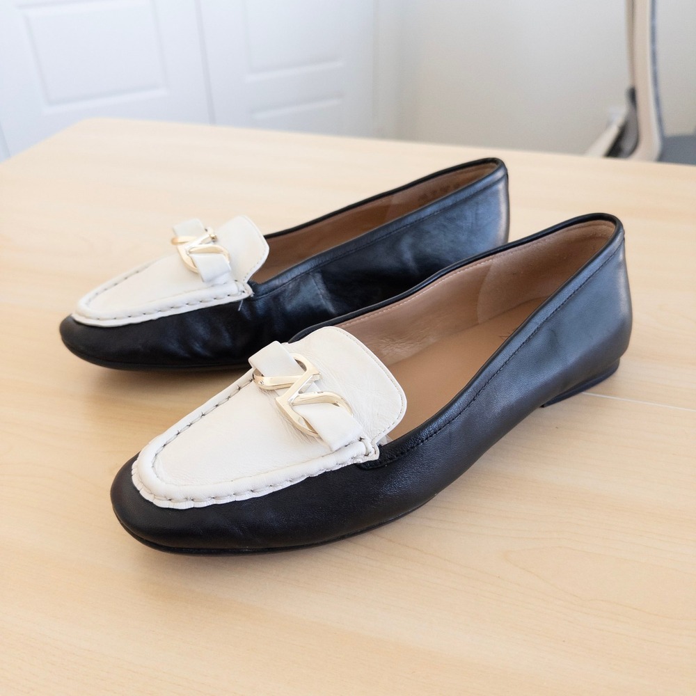 Naturalizer Womens Layla Loafers 8.5W Black White Leather Metal Link Preppy